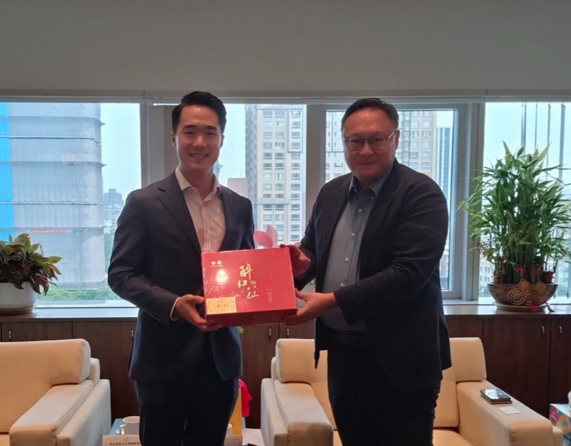 新加坡駐台北商務辦事處蕭偉雄副代表拜會中市府 鄭副市長盼深化經貿文化合作 4