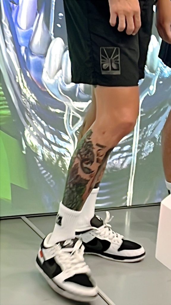 異形00006 576x1024 1