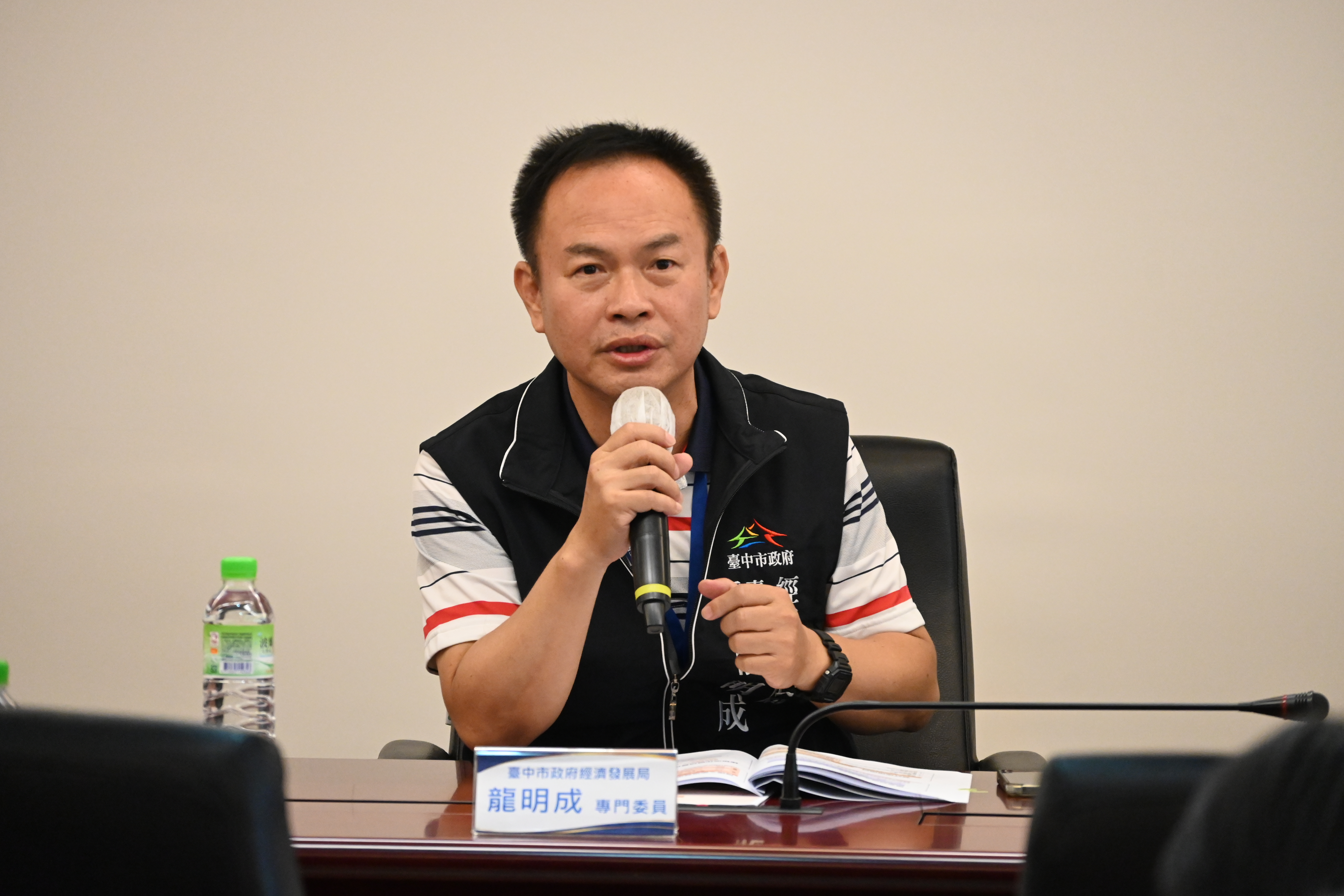 中市府經發局龍明成專委致詞 0